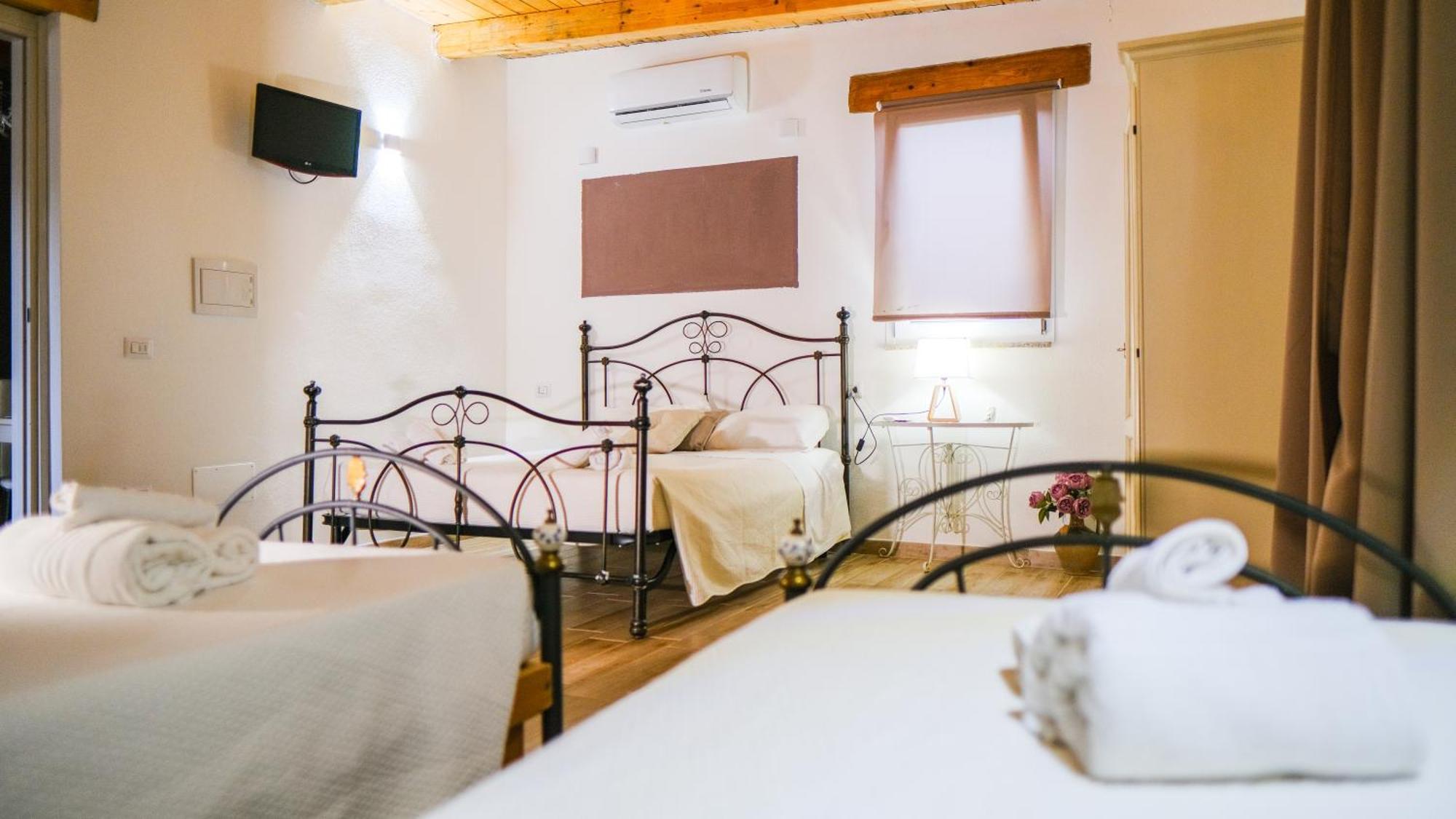 Antica Dimora Storica Villa Di Labbiu Relax & Rooms Design Sorso Eksteriør bilde